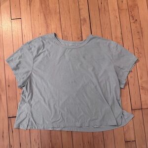 Old navy tee